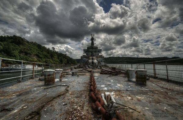 Куда приплывают гиганты: крупнейшее кладбище кораблей во Франции (ФОТО)