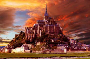 Магнит для туристов со всего мира: сказочный замок Мон-Сен-Мишель в Нормандии (ФОТО)