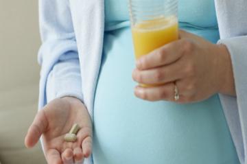 Антидепрессанты во время беременности: чем это угрожает ребенку