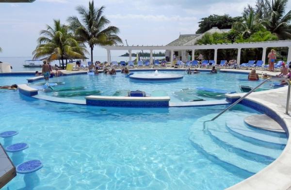 Роскошные отели и чудесные пляжи: как выглядит один из лучших курортов в мире (ФОТО)