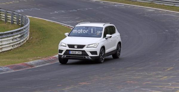 «Заряженный» SEAT Ateca Cupra замечен на тестах (ФОТО)