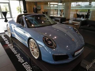 В Украину завезли уникальный спорткар Porsche 911 (ФОТО)