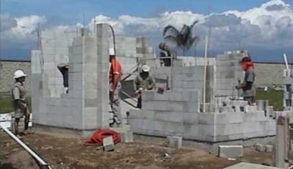 В Мексике на строительство жилого дома потратили всего 14 часов (ФОТО)