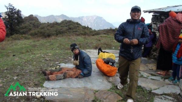 В Гималаях нашли туриста, пропавшего 47 дней назад (ФОТО)
