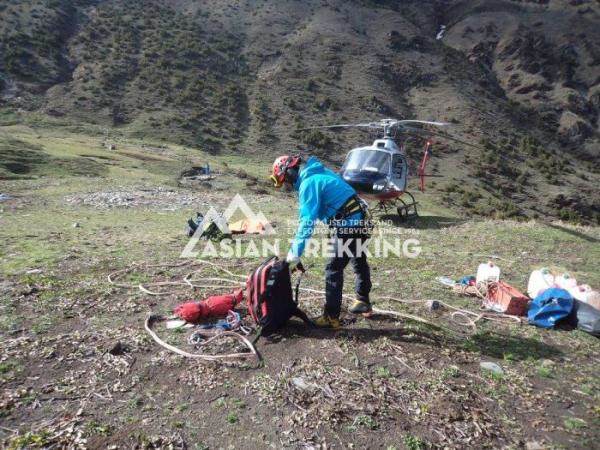 В Гималаях нашли туриста, пропавшего 47 дней назад (ФОТО)