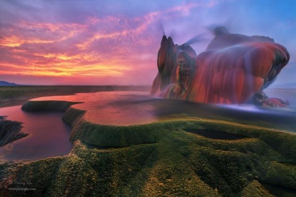 Необычные красоты Земли: потусторонние пейзажи нашей планеты (ФОТО)