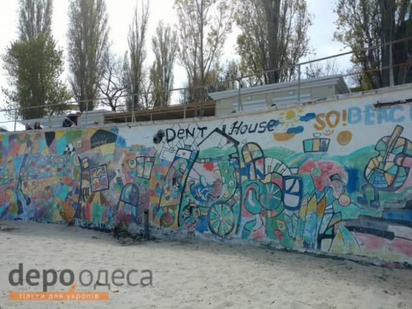 Как стены возле моря превратились в "зал славы" одесских мастеров граффити (ФОТО)