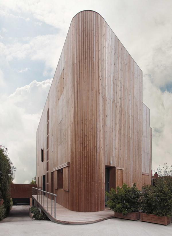 Непривычная архитектура: “дом-корабль” в Барселоне (ФОТО)