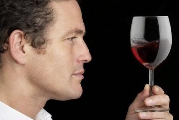 Ученые доказали, что диабетикам полезно красное вино