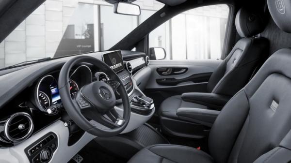 В тюнинг-ателье Brabus показали минивэн, который поражает роскошью и удобством (ФОТО)