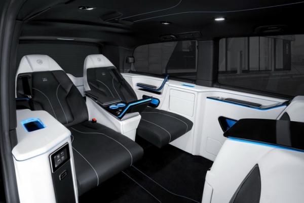 В тюнинг-ателье Brabus показали минивэн, который поражает роскошью и удобством (ФОТО)