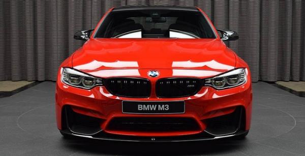 В Эмиратах показали самый яркий спорткар BMW M3 (ФОТО)