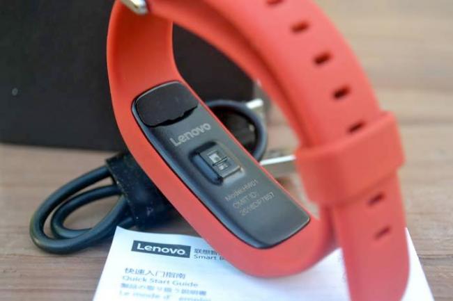 Lenovo выпустила фитнес-браслет Smart Band HW01 (ФОТО)