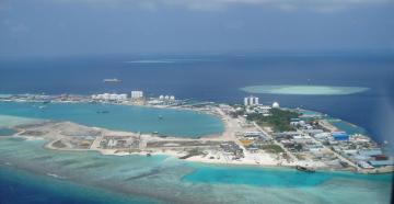 Обратная сторона туристического рая: как выглядит самый грязный остров на Мальдивах (ФОТО)
