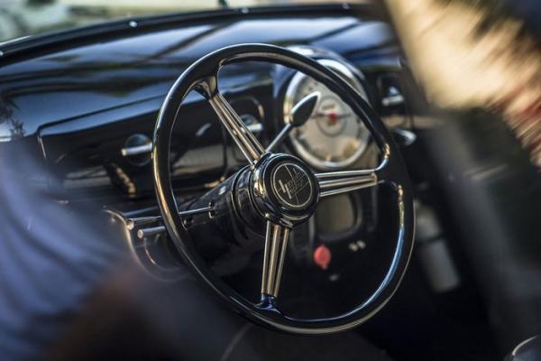 Главным лотом аукциона Sotheby’s станет культовый автошедевр от компании Lincoln (ФОТО)