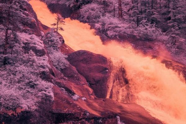 Красота Аляски в инфракрасных лучах (ФОТО)