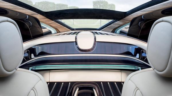 Олигархам на зависть: в Италии представили уникальное купе Rolls-Royce Sweptail (ФОТО)