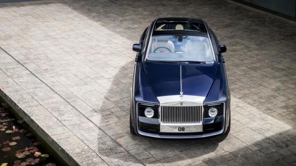 Олигархам на зависть: в Италии представили уникальное купе Rolls-Royce Sweptail (ФОТО)