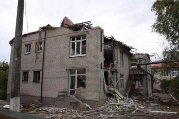 Боевики обстреляли жилые кварталы на Донбассе, мирные жители получили ранения