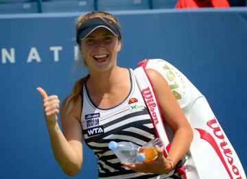 Украинка Свитолина победила Шведову в первом круге Roland Garros