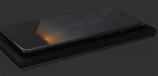 Создатель Android представил смартфон в титановом корпусе (ФОТО)