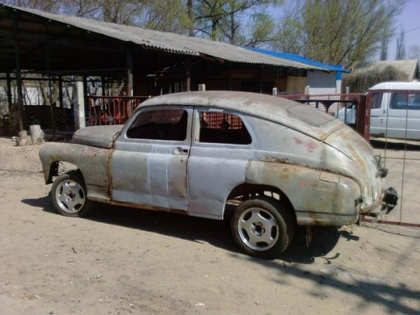 Мастера из Украины превратили ржавый ГАЗ "Победа" в авто люкс-класса (ФОТО)