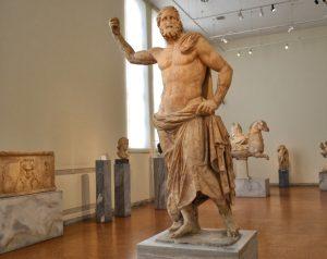История и описание экспонатов археологического музея в Афинах