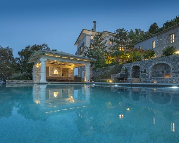 Эффектное преображение: новая жизнь старинной усадьбы в живописном районе Греции (ФОТО)