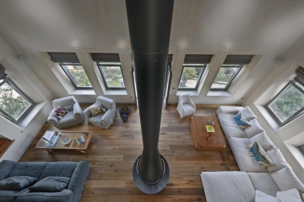 Эффектное преображение: новая жизнь старинной усадьбы в живописном районе Греции (ФОТО)