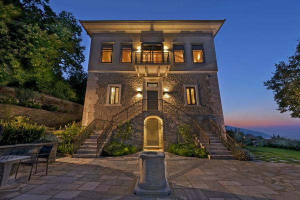 Эффектное преображение: новая жизнь старинной усадьбы в живописном районе Греции (ФОТО)