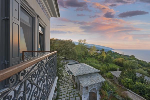 Эффектное преображение: новая жизнь старинной усадьбы в живописном районе Греции (ФОТО)