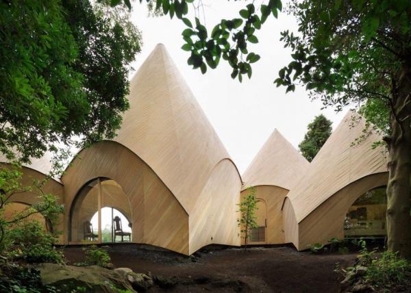 В гармонии с природой: уютный лесной дом по проекту японского архитектора (ФОТО)