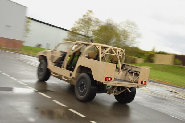 В ОАЭ  создали военный броневик на базе кроссовера от Maserati (ФОТО)