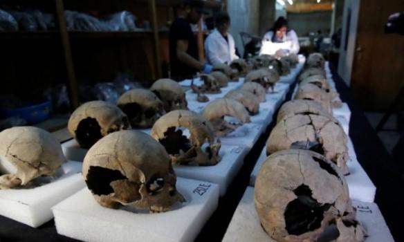 В Мехико археологи обнаружили башню из 650 черепов (ФОТО)