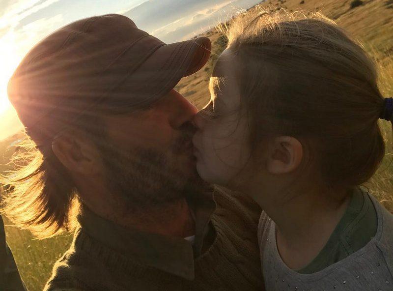 Дэвида Бекхэма осудили за поцелуй с дочкой (ФОТО)