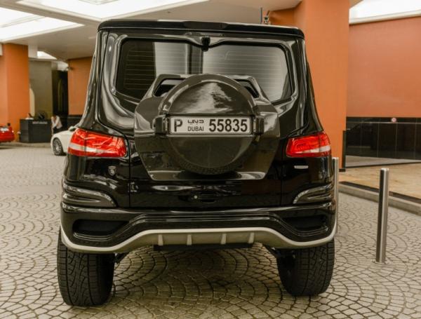 В Дубае замечен самый необычный внедорожник Mercedes-Benz (ФОТО)