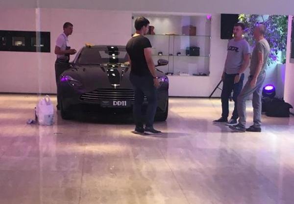 Британский красавец: в Украине засветился последний суперкар от Aston Martin (ФОТО)