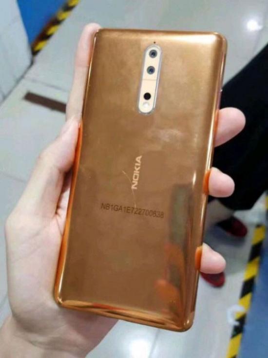 Возрождение легенды: в Сеть утекли новые снимки Nokia 8 (ФОТО)