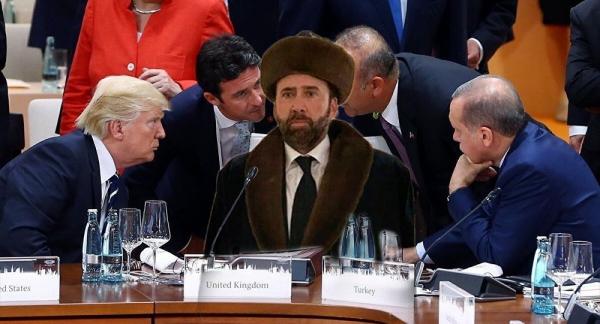 Знаменитый голливудский актер стал мемом после поездки в Казахстан (ФОТО)