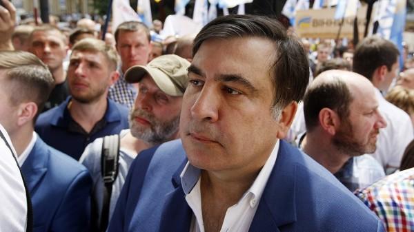 Михаил Саакашвили вместе с семьей приехал в Венгрию