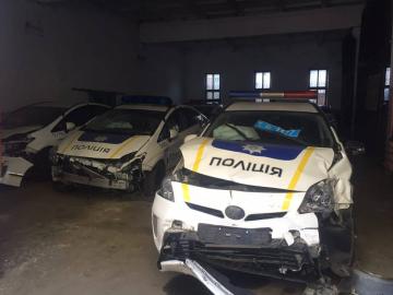 Cотрудники украинской полиции разбили автомобилей на шесть миллионов гривен