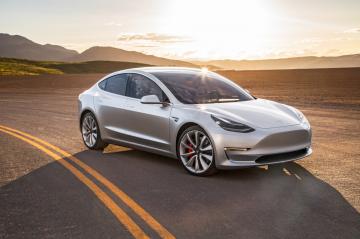 Покупатели отказываются от Tesla