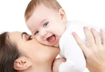 Ученые рассказали об особой связи между матерью и ребенком