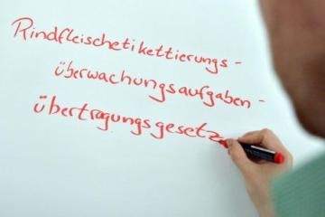 Впервые в Германии внесли изменения в словарь Duden
