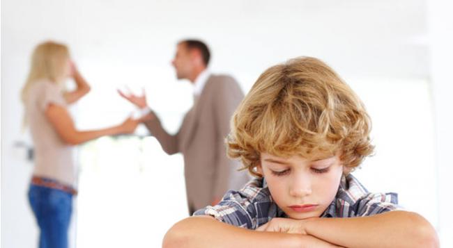 Развод родителей: как защитить ребенка от стресса?