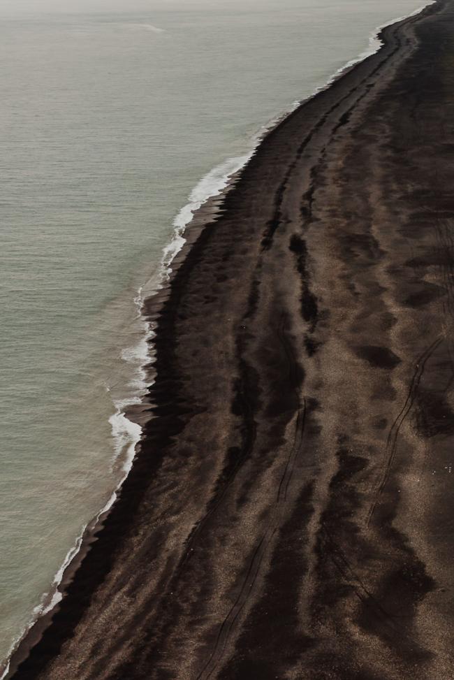 Глазами фотографа: нереальные природные текстуры Исландии (ФОТО) 