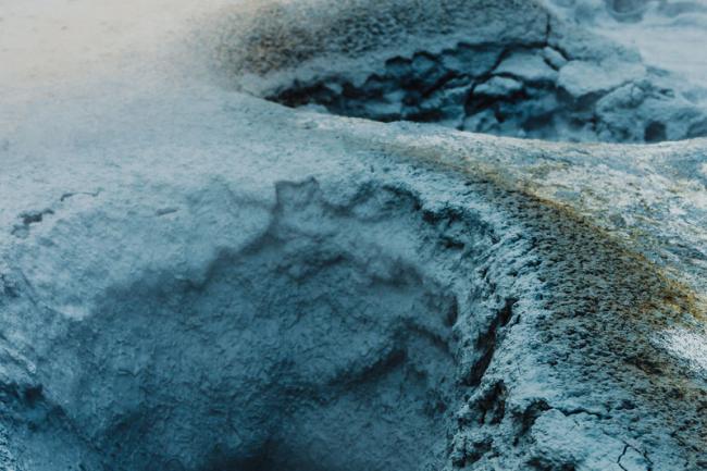 Глазами фотографа: нереальные природные текстуры Исландии (ФОТО) 