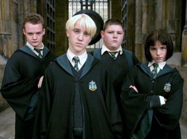 Дню знаний посвящается: 8 вариантов школьной формы в голливудских фильмах (ФОТО)