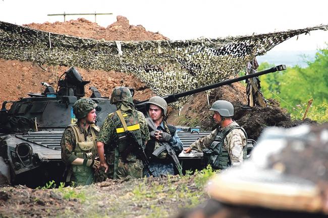 Оккупанты вновь уменьшили количество обстрелов на Донбассе, - пресс-центр штаба АТО