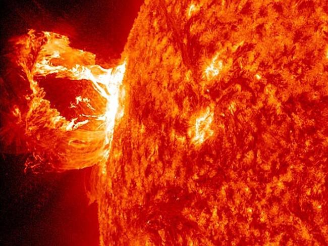 Ученые предсказали скорую гибель Земли из-за вспышек на Солнце